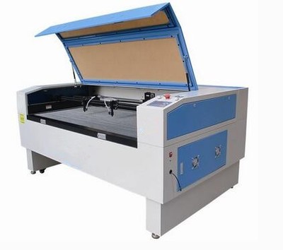 商標攝像激光切割機 不規則產品的自動尋邊定位切割EVA海綿切割 激光切割機 杰達光電1080圖片_高清圖_細節圖-東莞市杰達光電科技 -